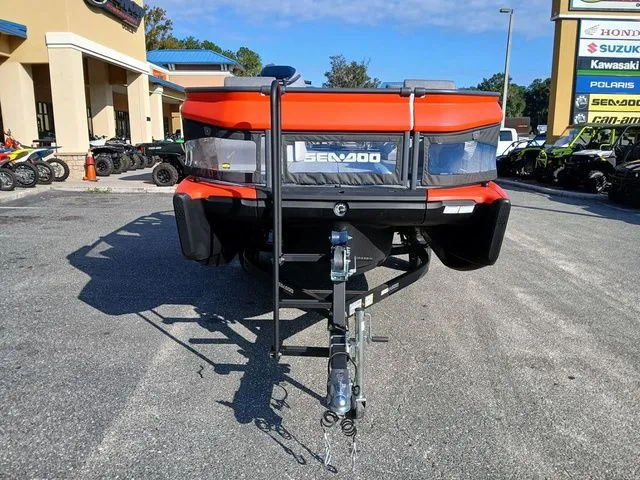 Slide: The Image of Sea-Doo Switch™ 16 - 130 Hp Painted 2025 - 17