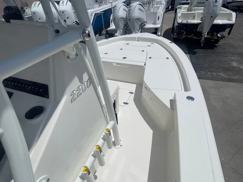 Slide: The Image of 2025 Pathfinder 2200 TRS boat deck, featuring sleek design and spacious layout. - 10