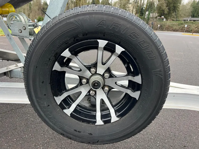 Slide: The Image of Trailer wheel with Arisun tire on a 2024 Novurania DL 550. - 31