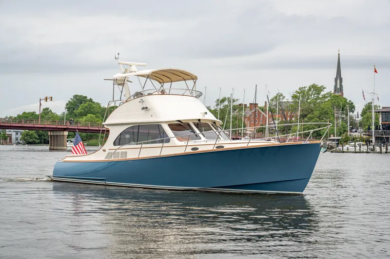 Slide: The Image of Hinckley Yachts Talaria 43 Flybridge 2023 - 7