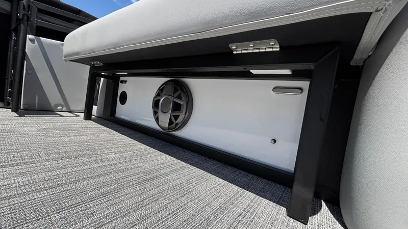 Slide: The Image of 2025 JC Neptoon 25TT Sport boat interior with speaker under seat. - 28