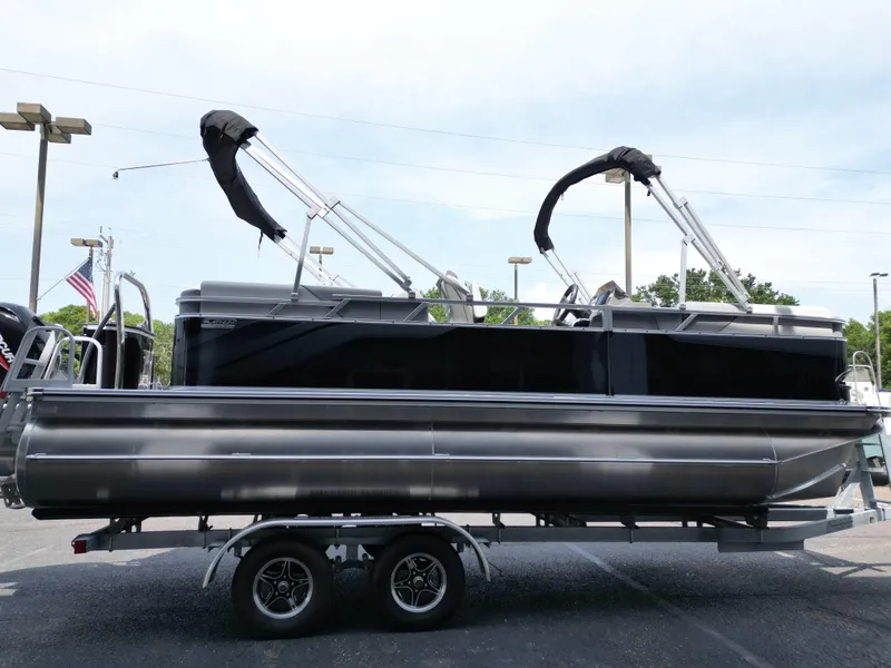 Slide: The Image of Tahoe SPT QL21T 2025 - 12