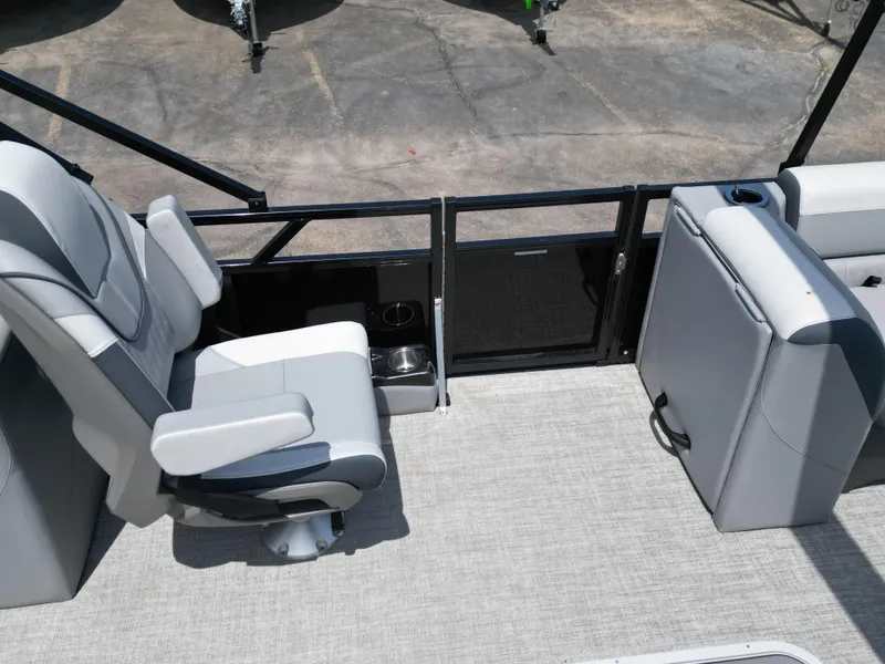 Slide: The Image of Tahoe SPT85 QL23T 2025 - 20