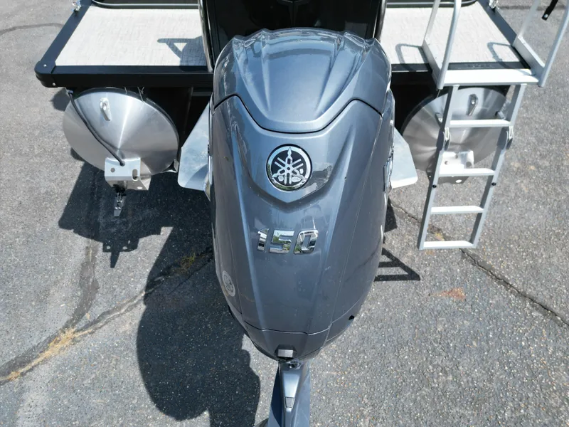 Slide: The Image of Tahoe SPT85 QL23T 2025 - 23