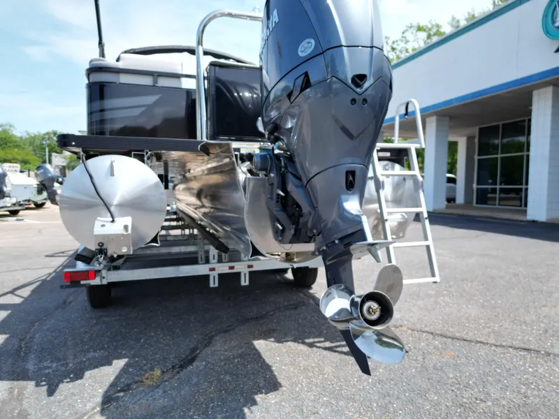 Slide: The Image of Tahoe SPT85 QL23T 2025 - 29