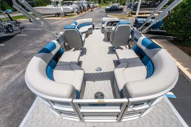 Slide: The Image of South Bay 220RS LE Rear Seating 2.75 2025 - 13