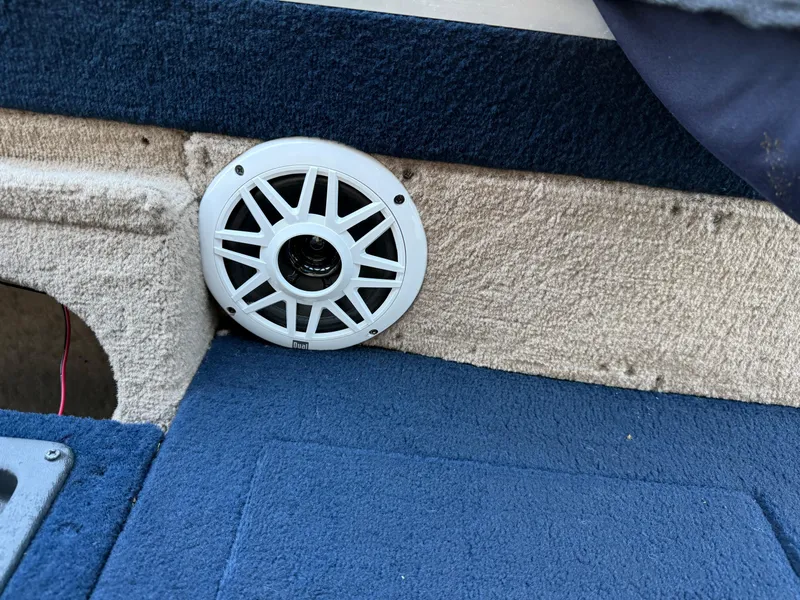 Slide: The Image of Boat battery compartment with Ionic lithium batteries, Lowe Sea Nymph V Series FM 180, 2002 model. - 44