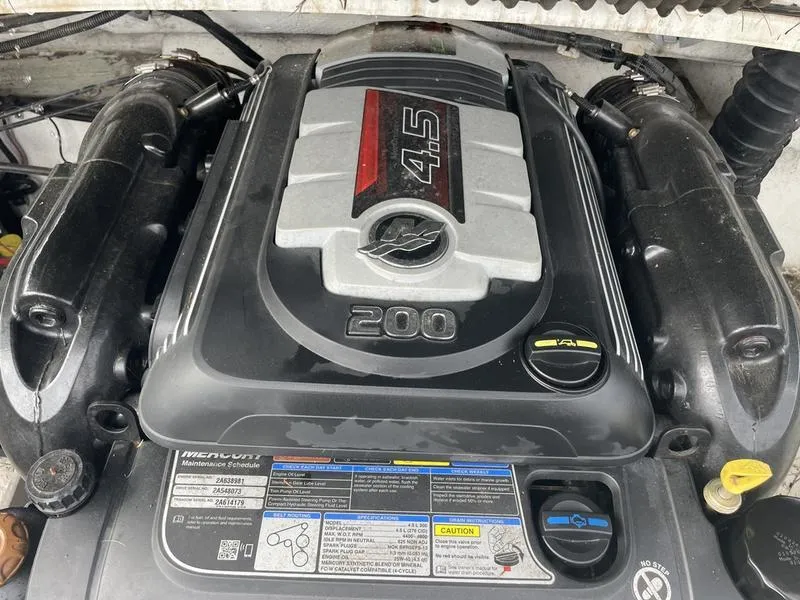Slide: The Image of 2019 Tahoe 500 TS engine, featuring a 4.5-liter, 200 horsepower configuration. - 9