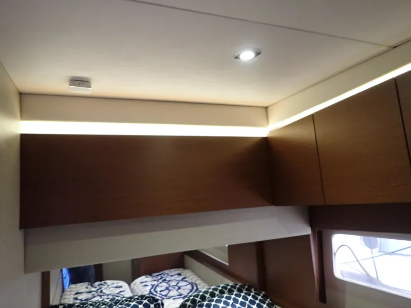 Slide: The Image of Sea Ray 510 Fly 2015 - 148