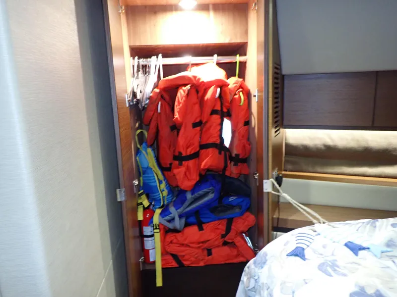 Slide: The Image of Sea Ray 510 Fly 2015 - 152