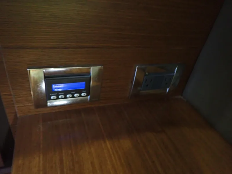 Slide: The Image of Sea Ray 510 Fly 2015 - 172