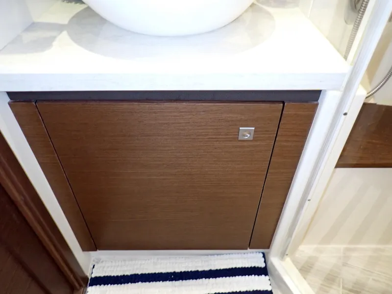 Slide: The Image of Sea Ray 510 Fly 2015 - 219