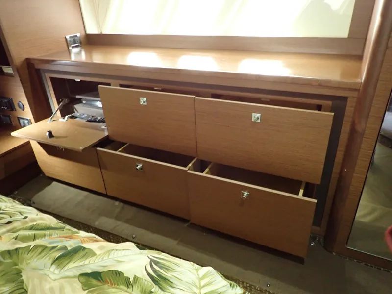 Slide: The Image of Sea Ray 510 Fly 2015 - 234