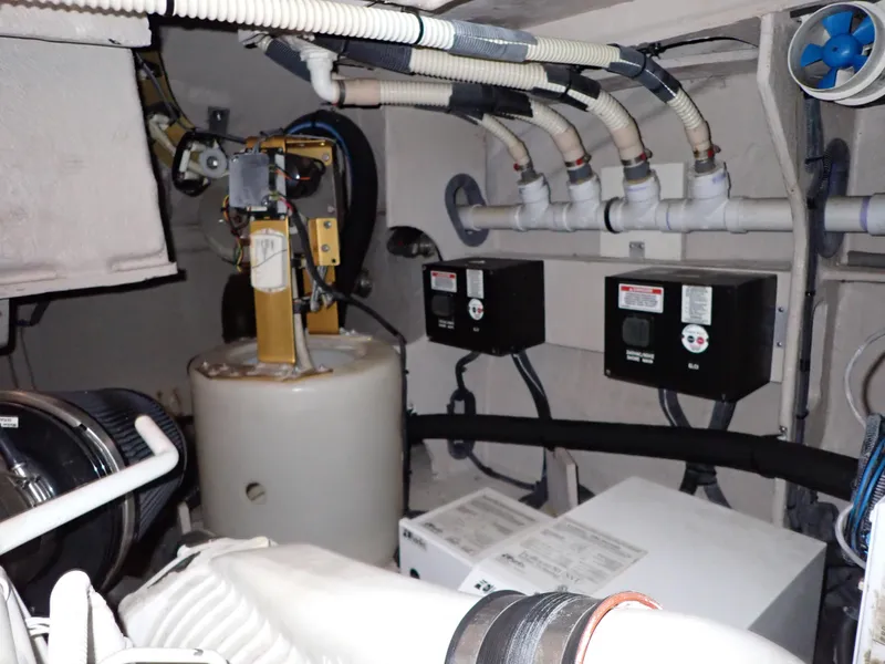 Slide: The Image of Sea Ray 510 Fly 2015 - 253