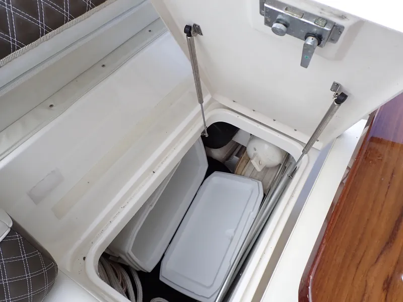 Slide: The Image of Sea Ray 510 Fly 2015 - 69