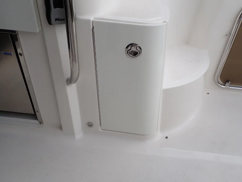 Slide: The Image of Sea Ray 510 Fly 2015 - 79