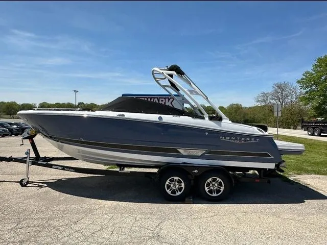 The Image of Monterey 238SS Super Sport 2025 - 1