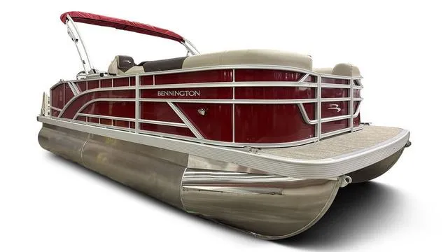 The Image of Bennington S Swingback 20 SSB 2025 - 1