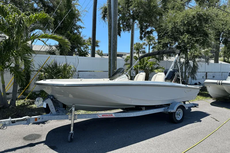 Slide: The Image of Boston Whaler 160 Super Sport 2024 - 1