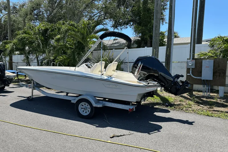 Slide: The Image of Boston Whaler 160 Super Sport 2024 - 2