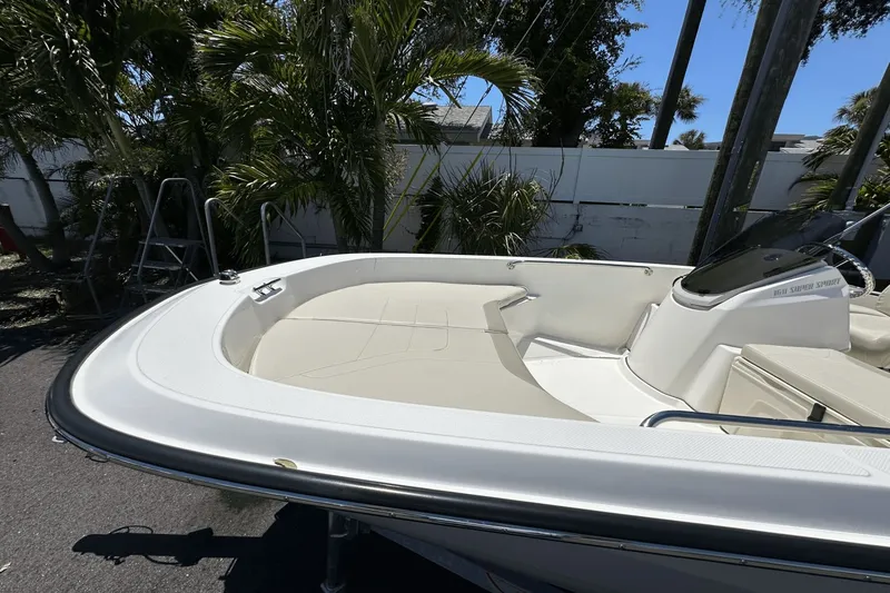 Slide: The Image of Boston Whaler 160 Super Sport 2024 - 3