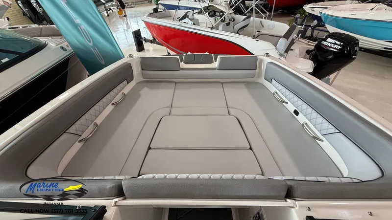 Slide: The Image of Bayliner D22I 2025 - 15