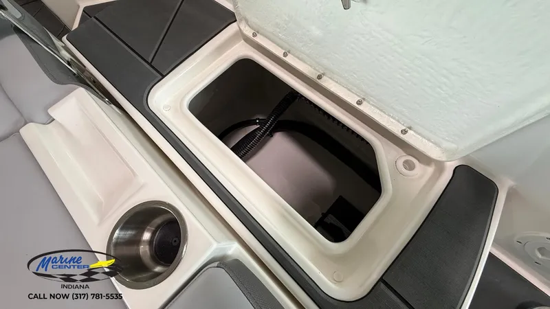 Slide: The Image of Bayliner D22I 2025 - 19