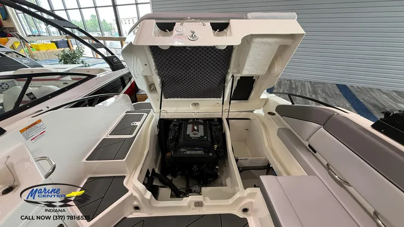 Slide: The Image of Bayliner D22I 2025 - 3