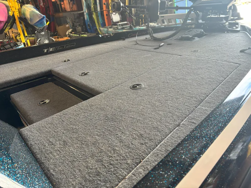 Slide: The Image of Ranger 519VX 2006 - 4