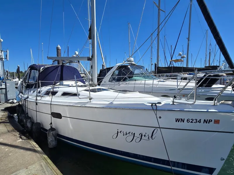 The Image of Hunter 36 2005 - 0