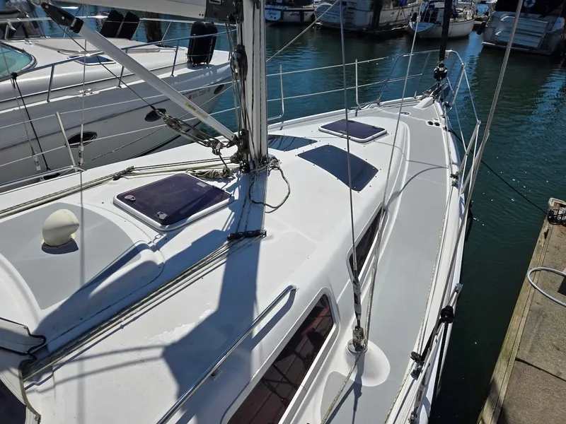 Slide: The Image of Hunter 36 2005 - 1