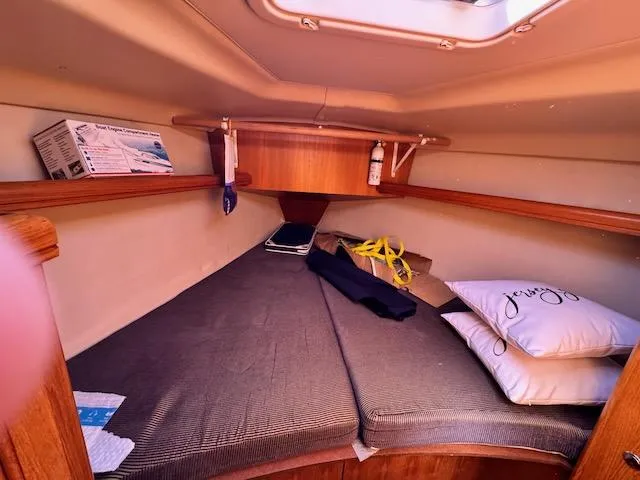 Slide: The Image of Hunter 36 2005 - 22