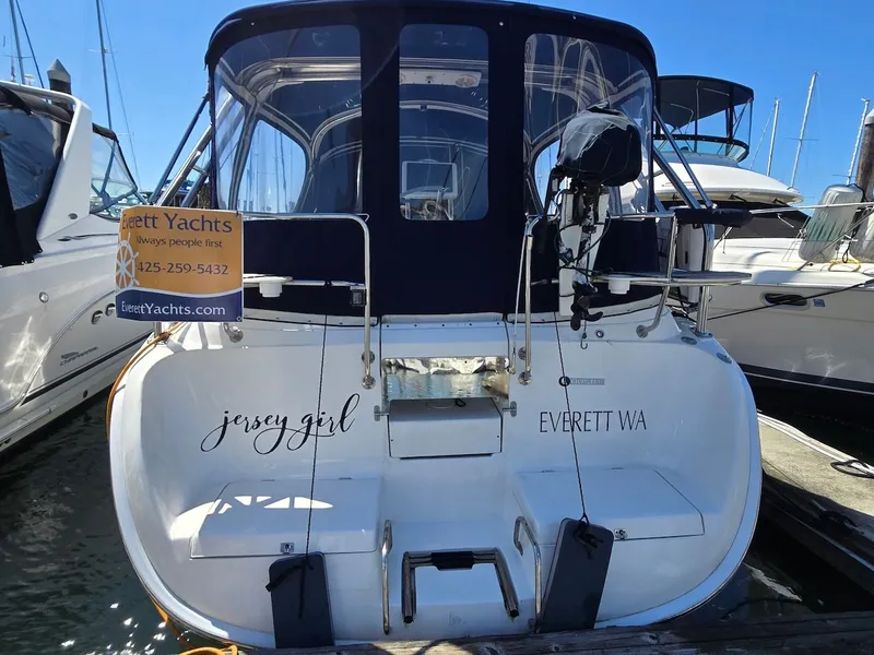 Slide: The Image of Hunter 36 2005 - 5