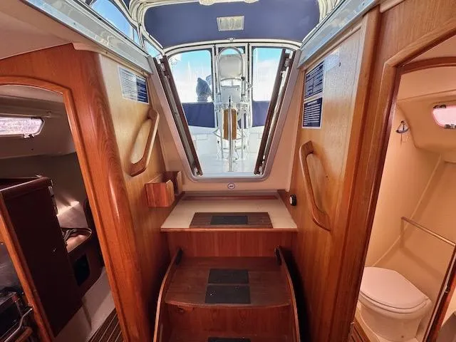 Slide: The Image of Hunter 36 2005 - 7