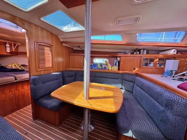 Slide: The Image of Hunter 36 2005 - 9