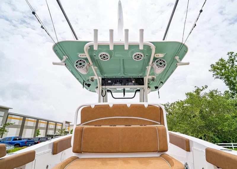 Slide: The Image of Sea Hunt Gamefish 30 Coffin Box 2024 - 12