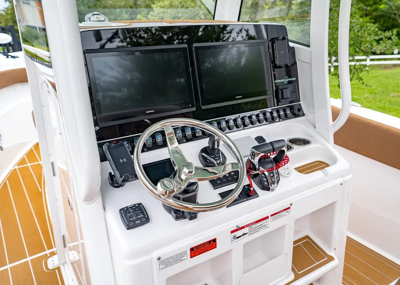 Slide: The Image of Sea Hunt Gamefish 30 Coffin Box 2024 - 17