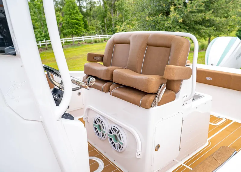 Slide: The Image of Sea Hunt Gamefish 30 Coffin Box 2024 - 24