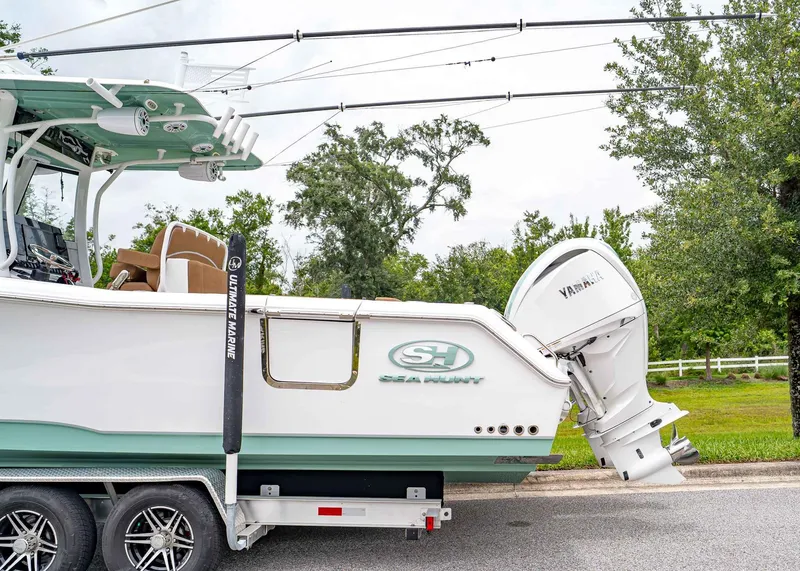 Slide: The Image of Sea Hunt Gamefish 30 Coffin Box 2024 - 3