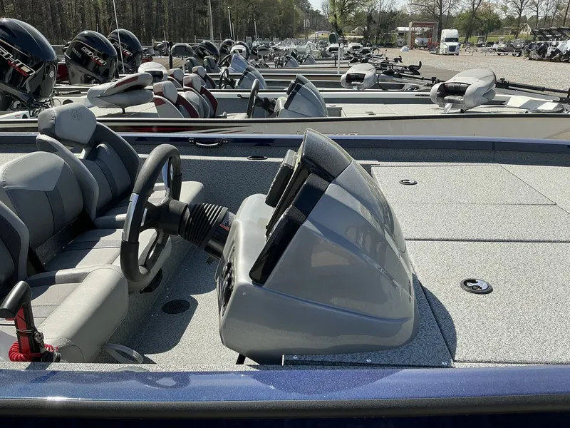 Slide: The Image of G3 Sportsman 1810 2025 - 3