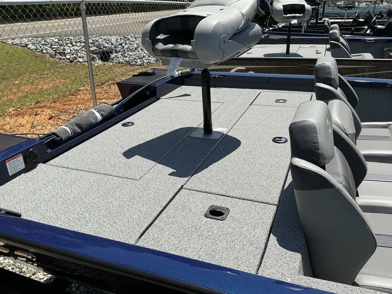 Slide: The Image of G3 Sportsman 1710 PFX 2025 - 7