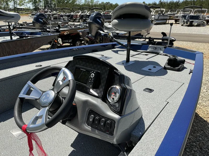 Slide: The Image of G3 Sportsman 1710 PFX 2025 - 8