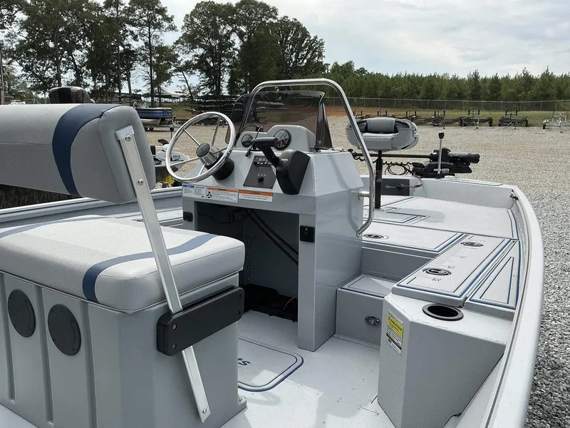 Slide: The Image of G3 Gator Tough 20 CCJ DLX 2025 - 13