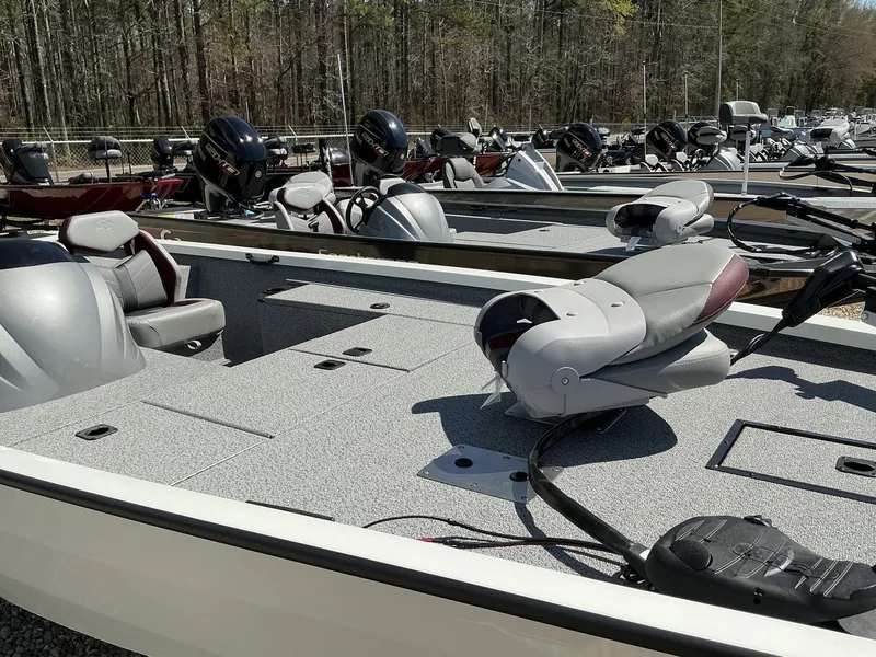 Slide: The Image of G3 Sportsman 1810 PFX 2025 - 3