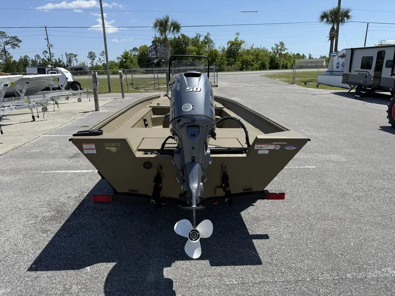 Slide: The Image of G3 Gator Tough 17 CC 2025 - 3