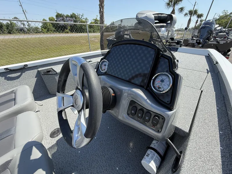 Slide: The Image of G3 Sportsman 1710 PFX 2025 - 5