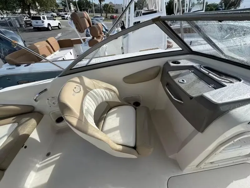 Slide: The Image of Stingray 201 DC 2019 - 7