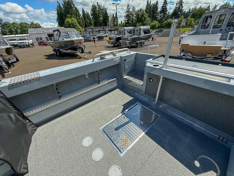 Slide: The Image of Hewescraft 210 Sea Runner ET 2026 - 15