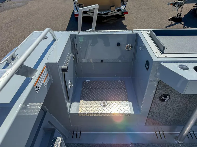 Slide: The Image of Hewescraft 210 Sea Runner ET 2026 - 18