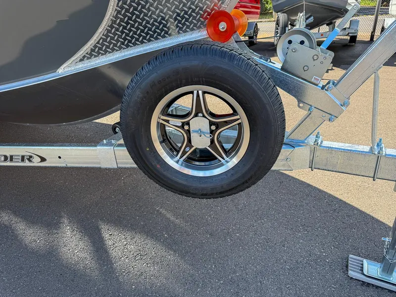 Slide: The Image of Hewescraft 210 Sea Runner ET 2026 - 21